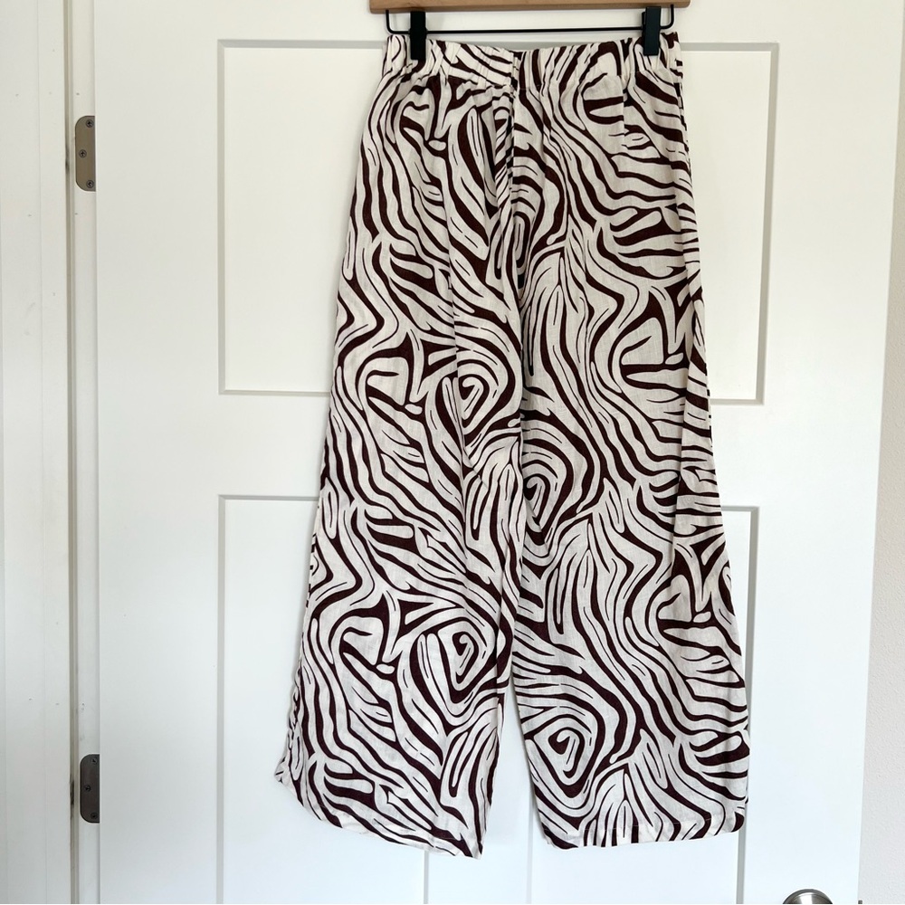 Tahari Wide-Leg Patterned Linen Pants - Picture 5 of 6